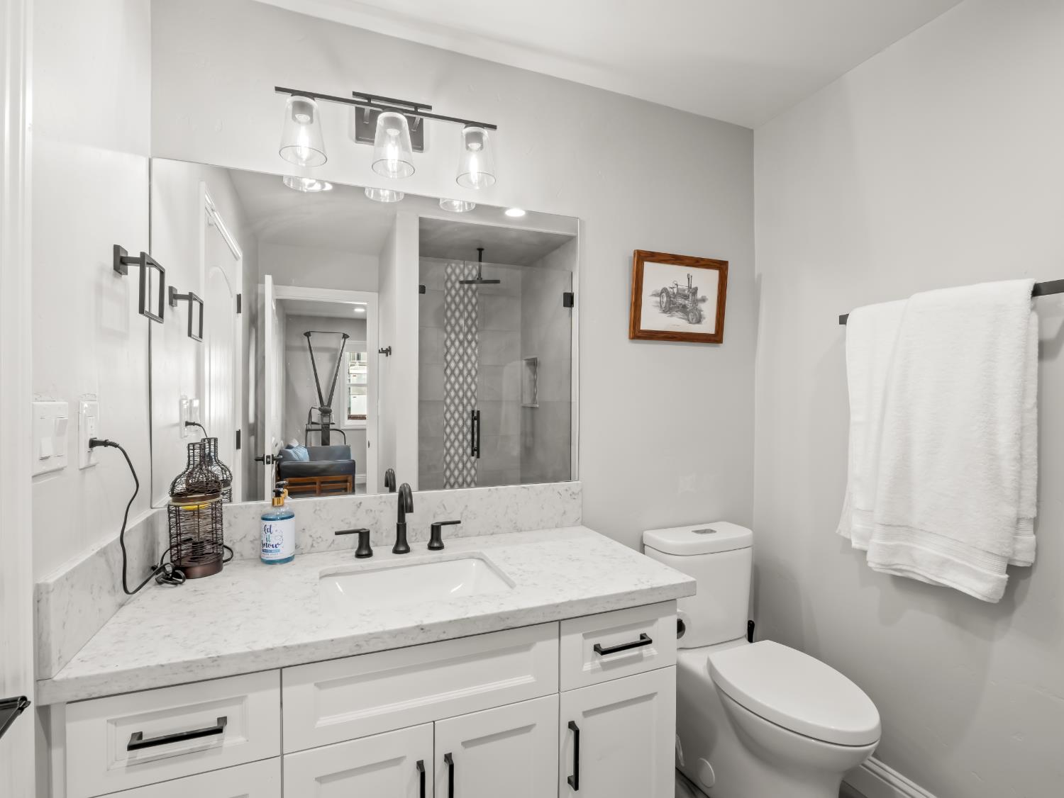 9235 24th Ave, Lemoore, CA 93245