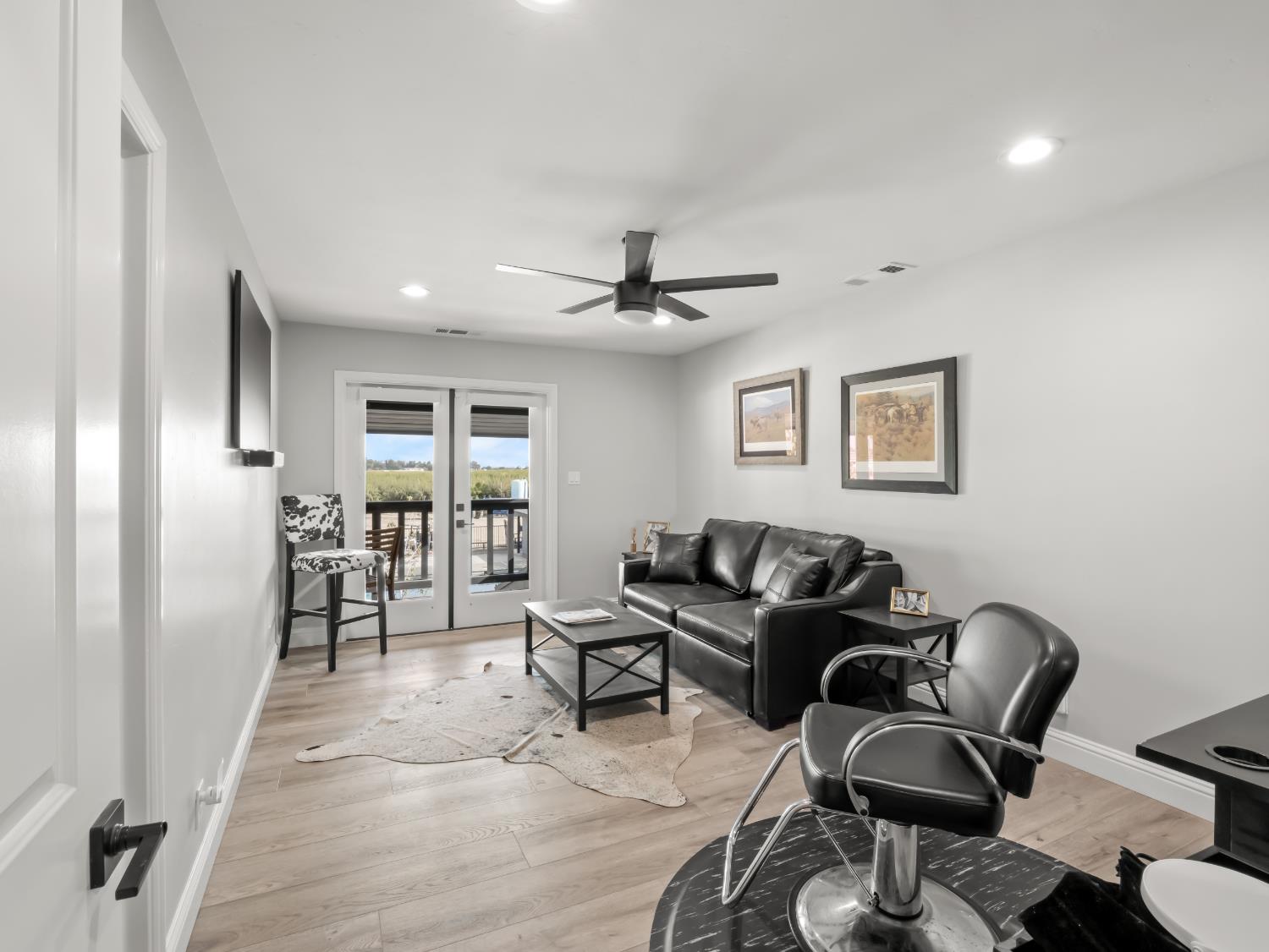 9235 24th Ave, Lemoore, CA 93245