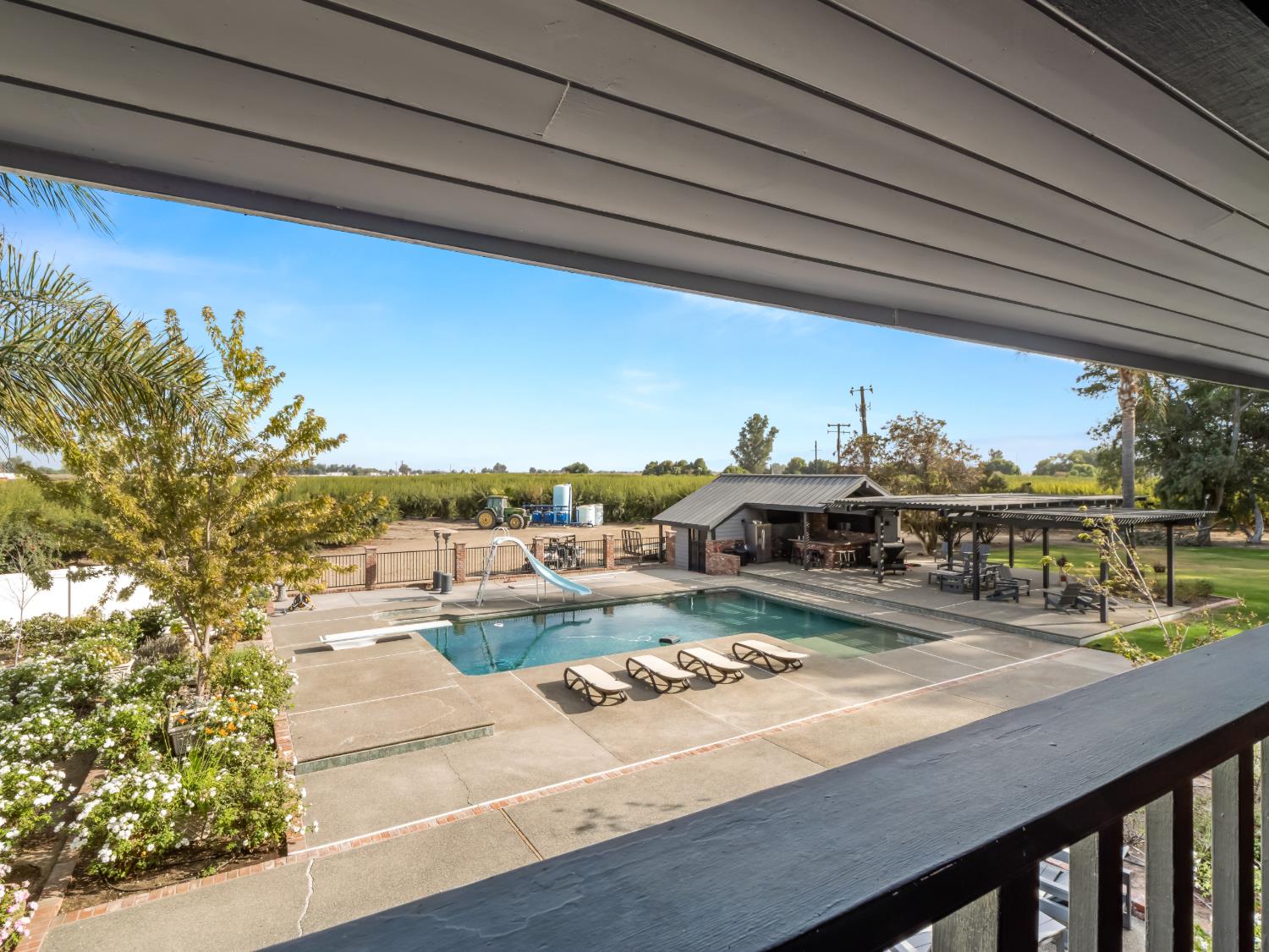 9235 24th Ave, Lemoore, CA 93245
