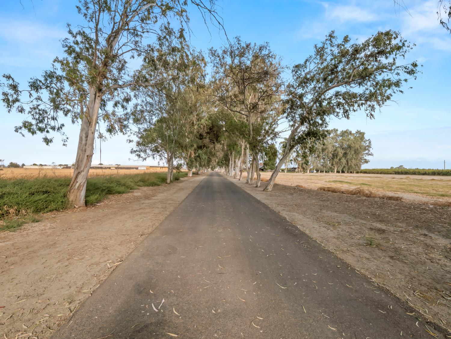 9235 24th Ave, Lemoore, CA 93245
