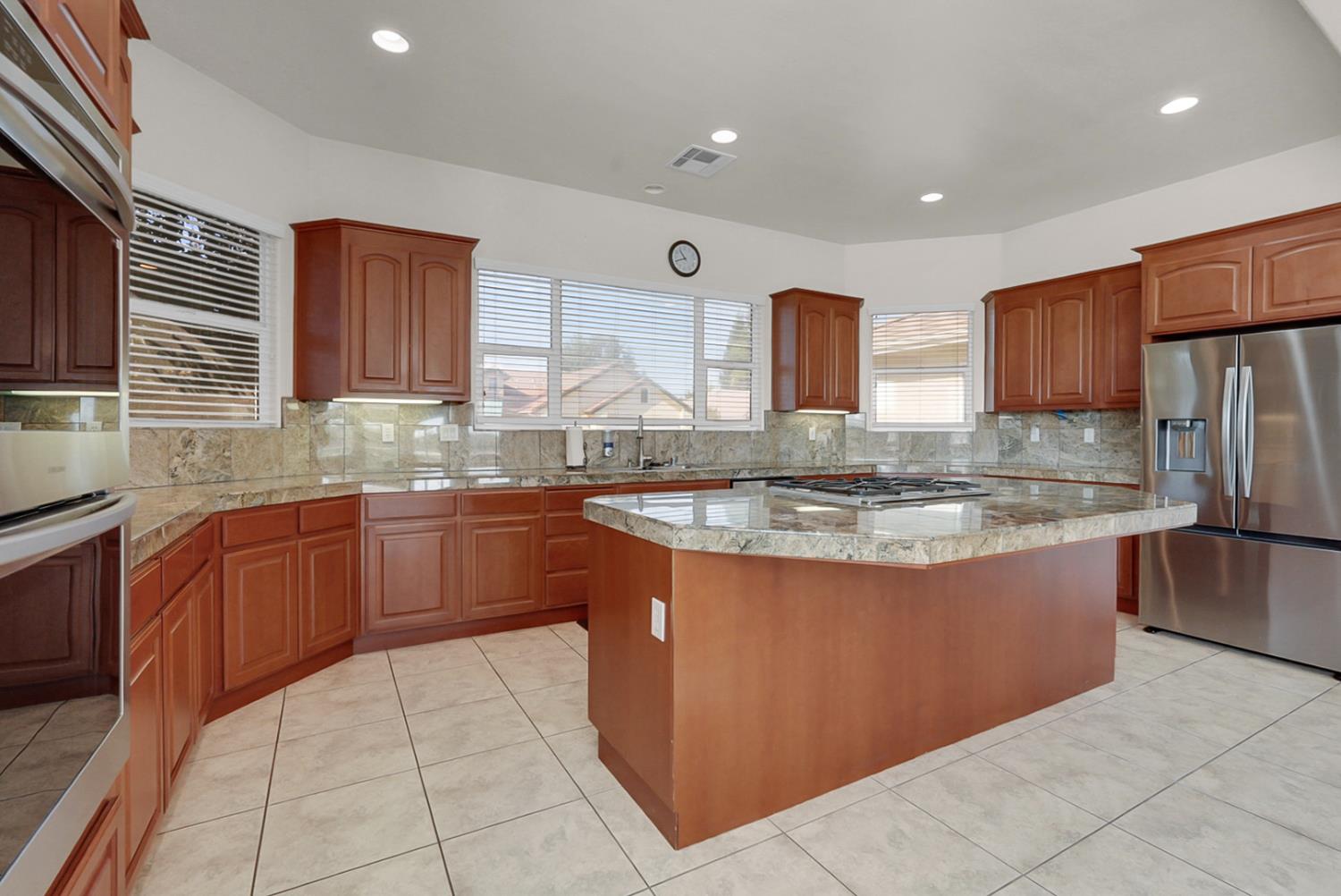 7170 Emerald St, Chowchilla, CA 93610