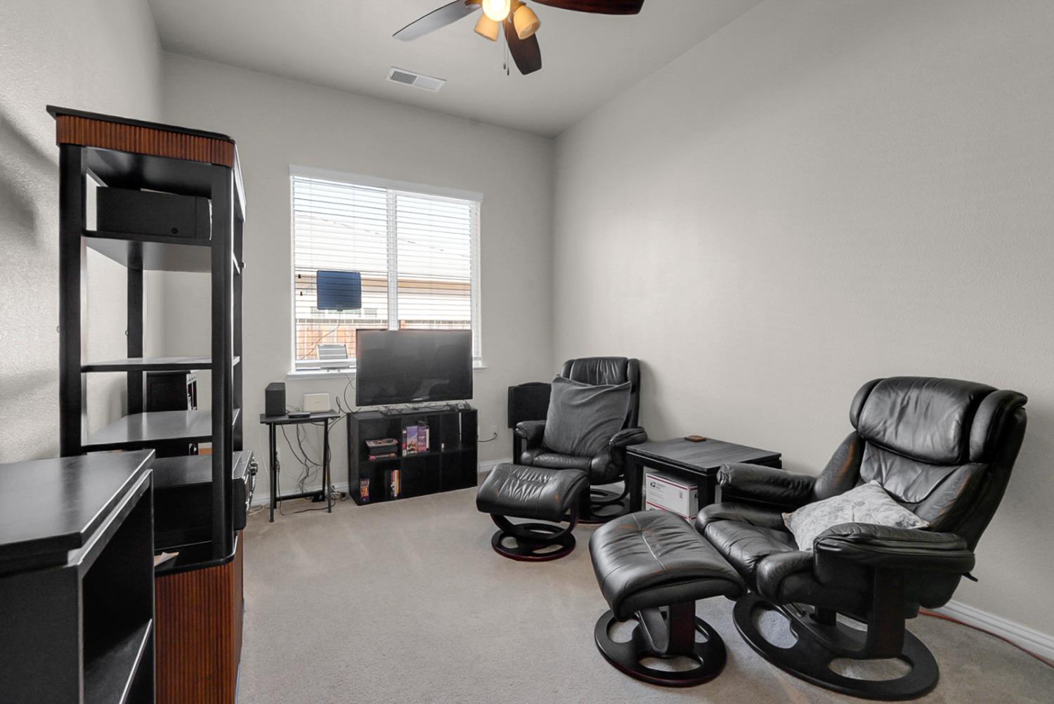 7170 Emerald St, Chowchilla, CA 93610