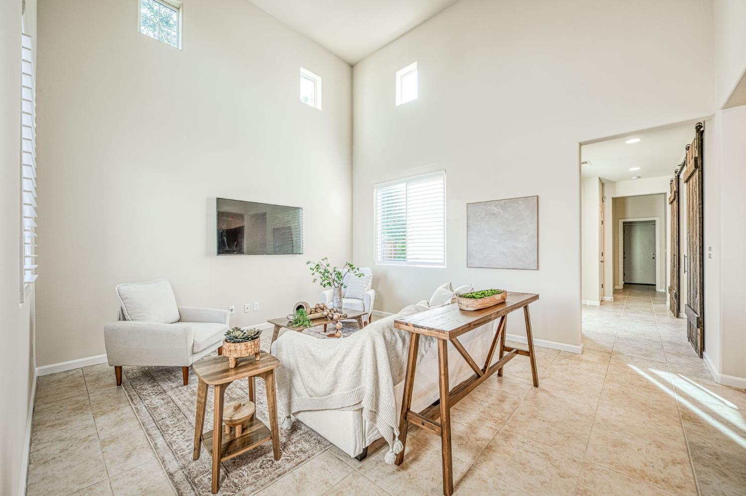 4122 Heritage Ave, Clovis, CA 93619