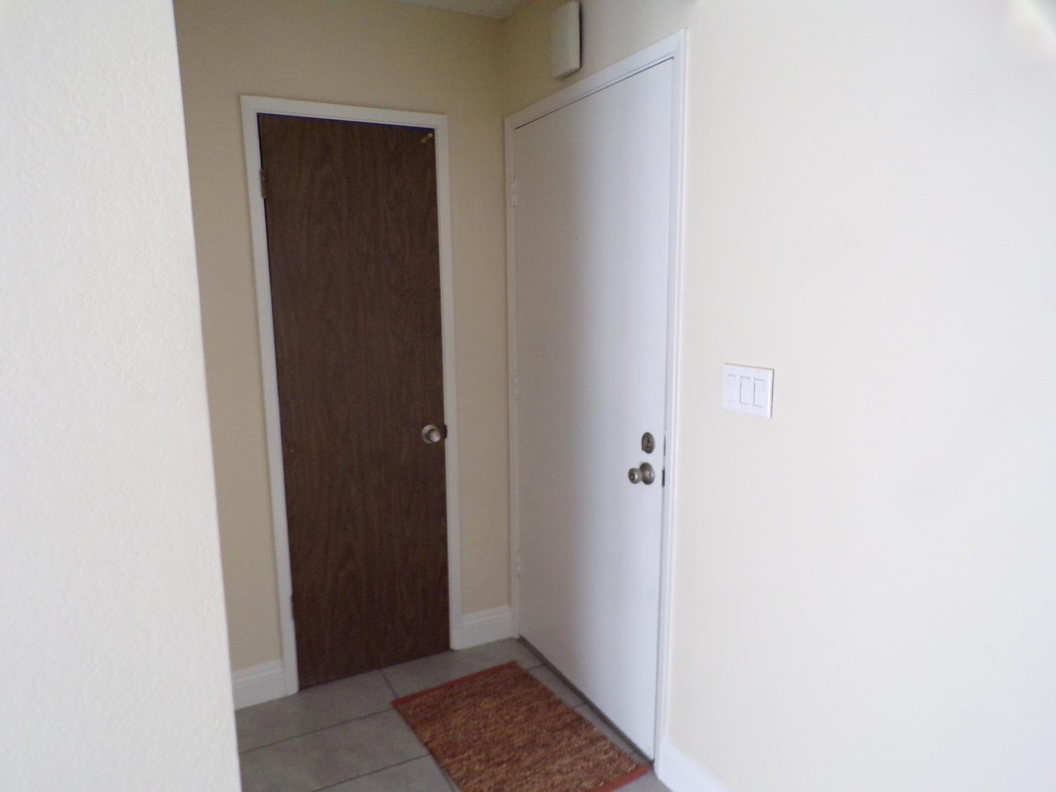 4504 N Valentine Ave #123, Fresno, CA 93722