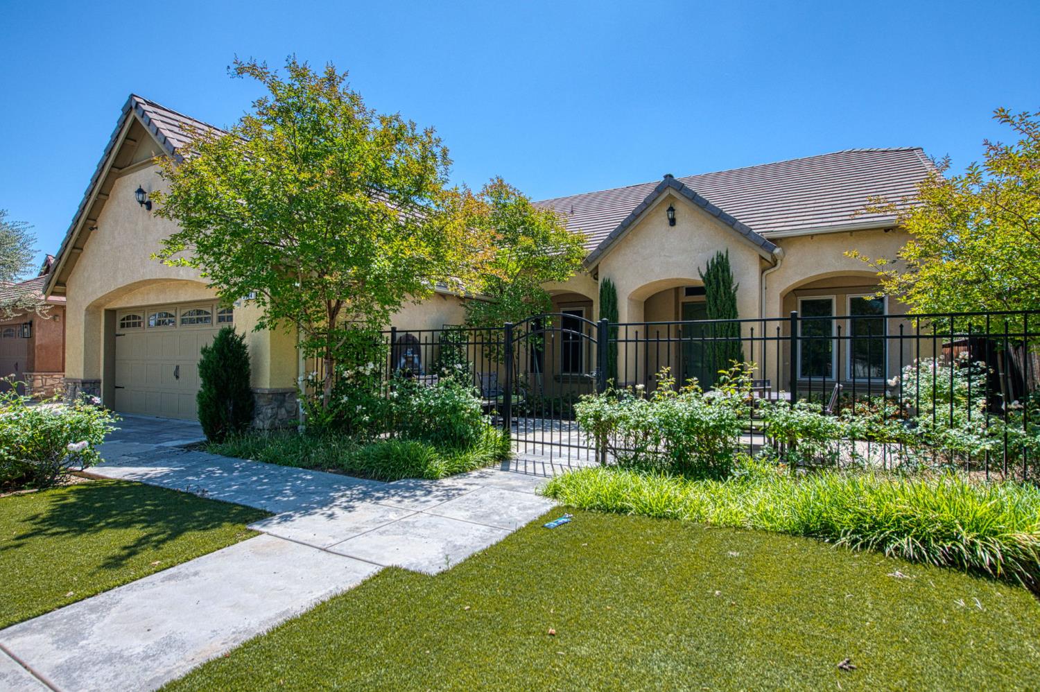 3544 Prescott Ave, Clovis, CA 93619