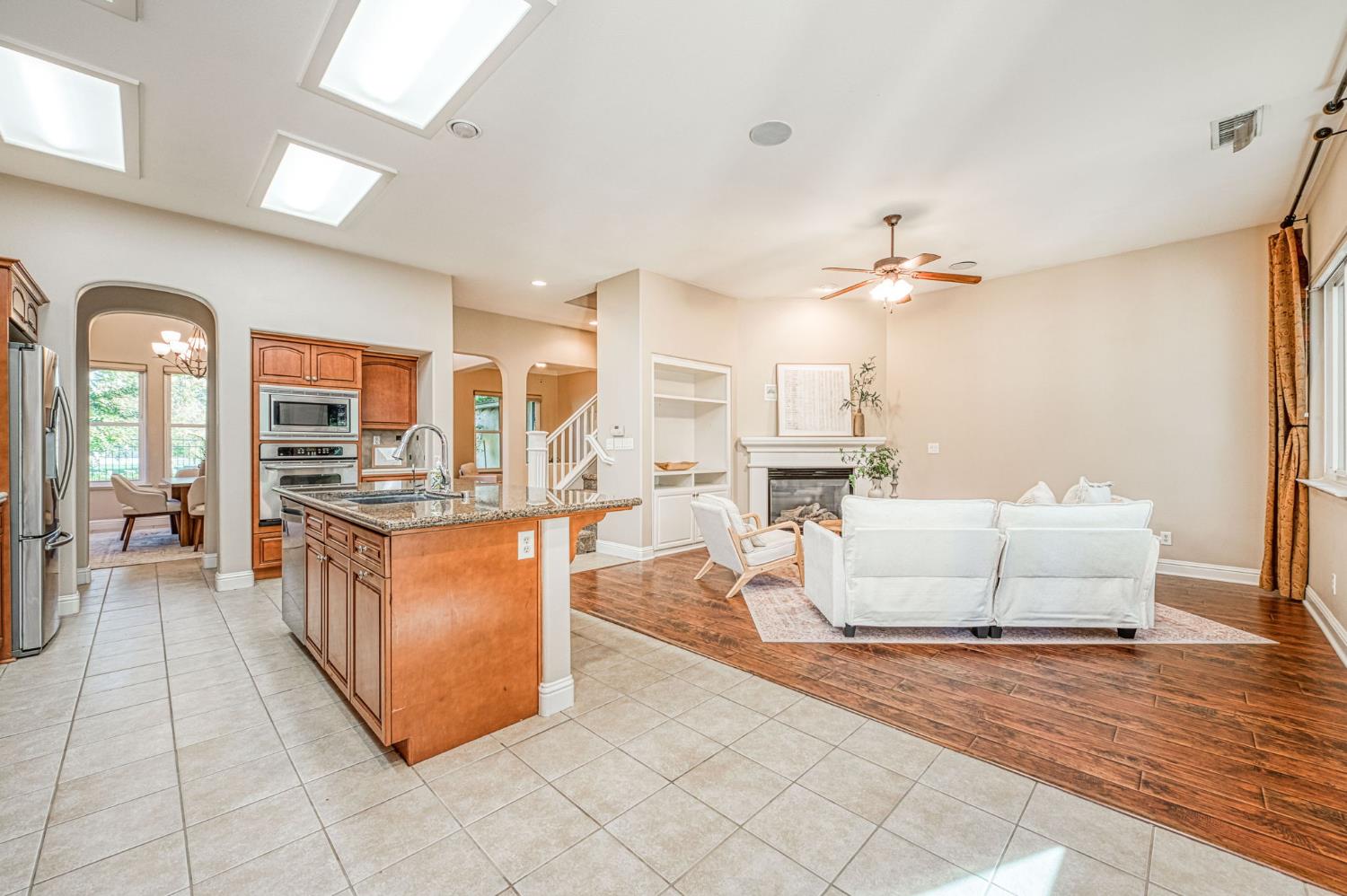 3544 Prescott Ave, Clovis, CA 93619