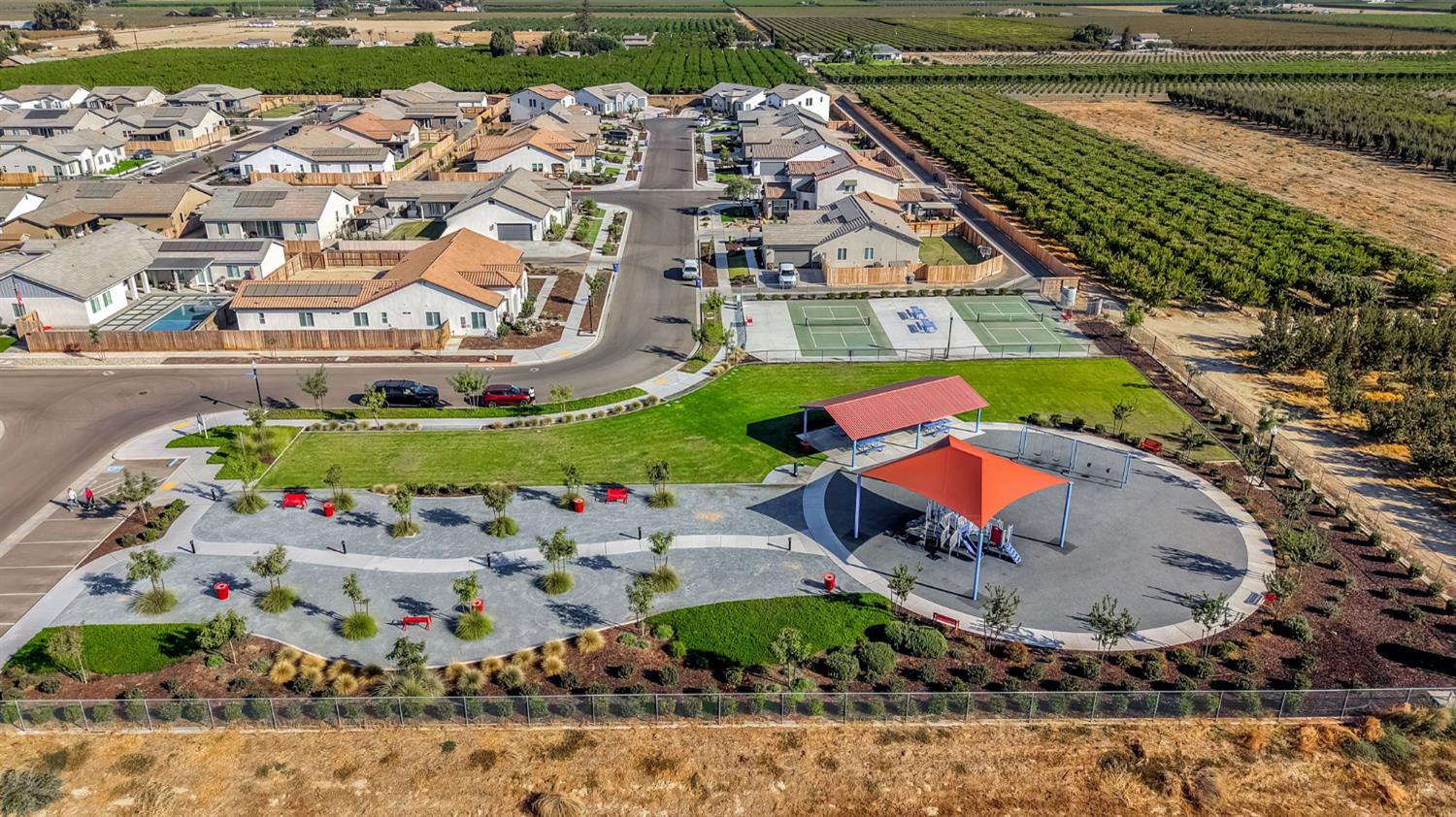 2279 Carnation St, Kingsburg, CA 93631