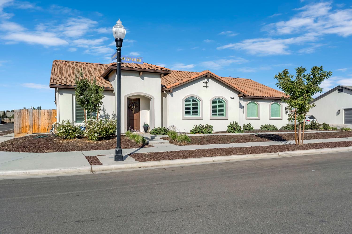 2279 Carnation St, Kingsburg, CA 93631