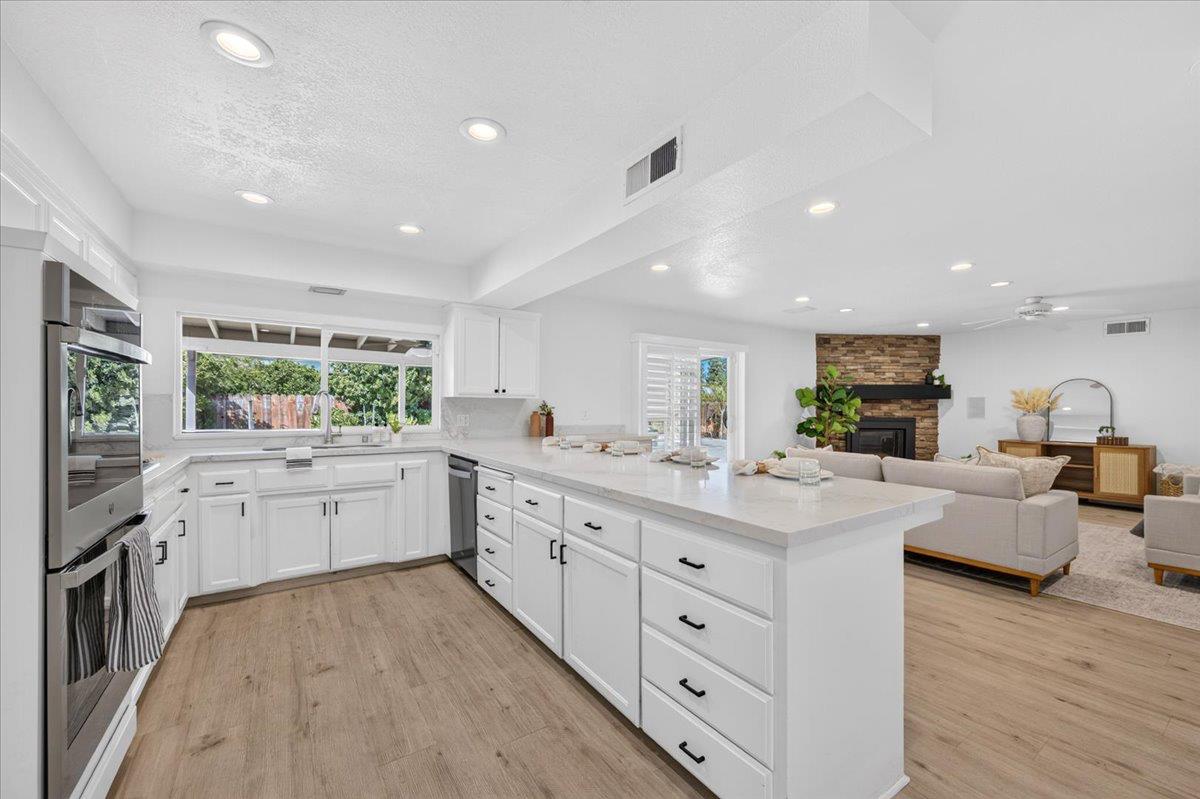 1634 W Morris Ave, Fresno, CA 93711