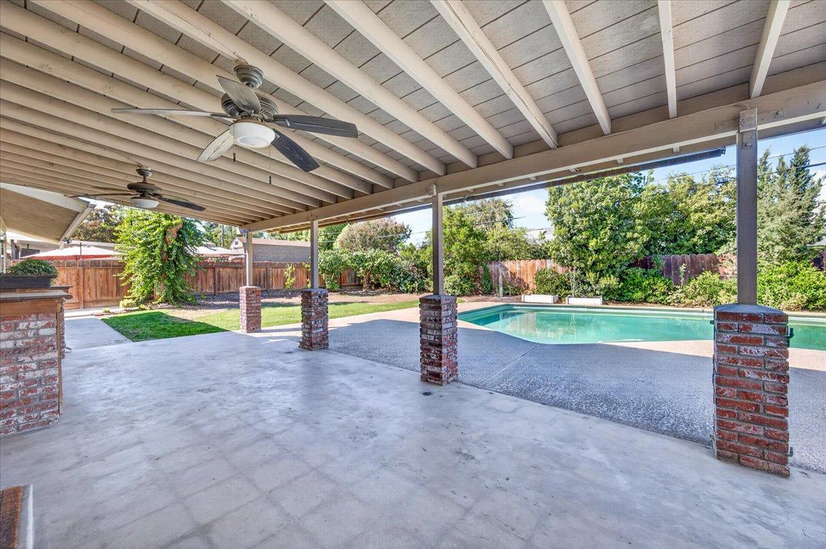 1634 W Morris Ave, Fresno, CA 93711