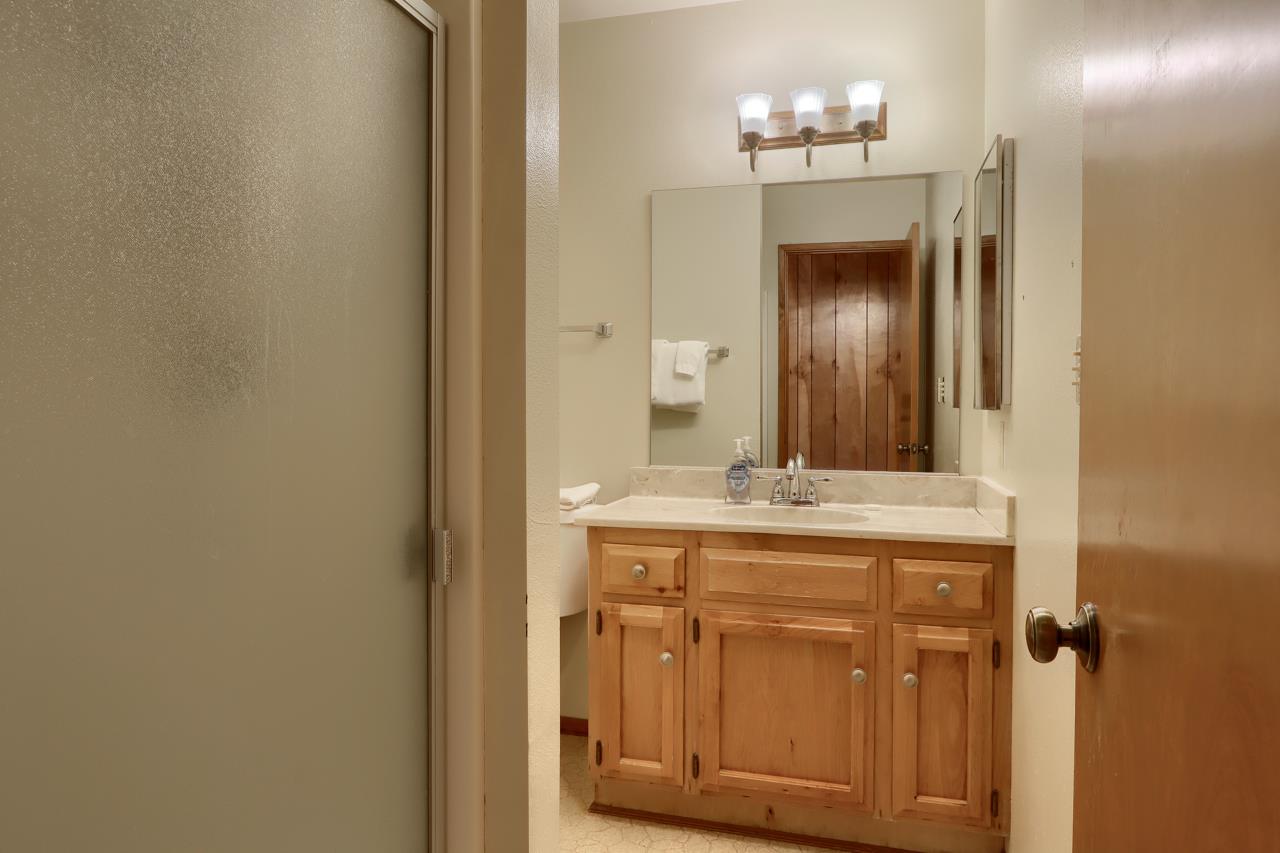 7296 Yosemite Park Way, Yosemite West, CA 95389