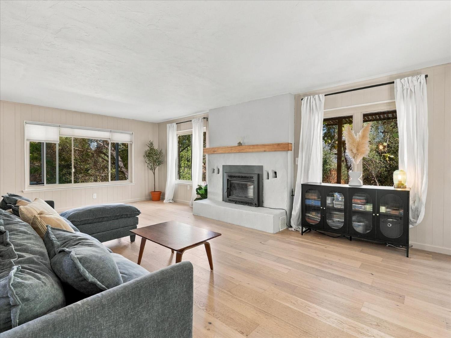 41331 Pamela Pl, Oakhurst, CA 93644