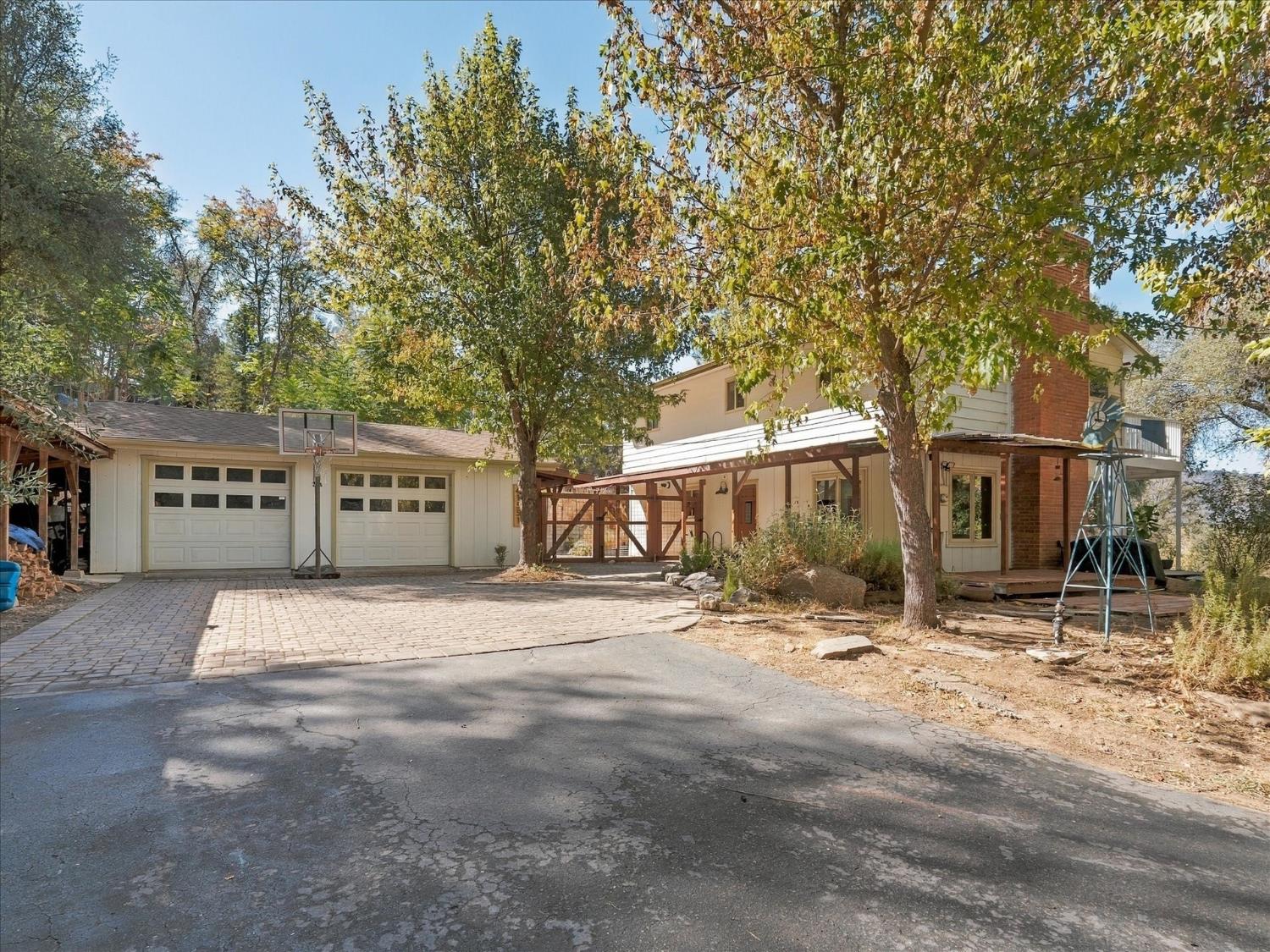 41331 Pamela Pl, Oakhurst, CA 93644