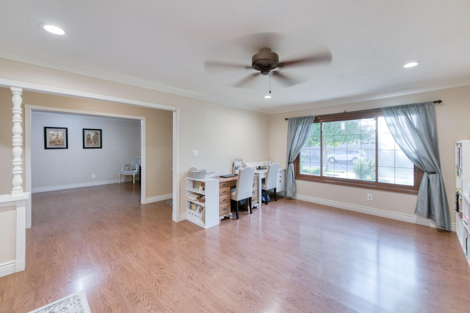6736 N Thorne Ave, Fresno, CA 93711