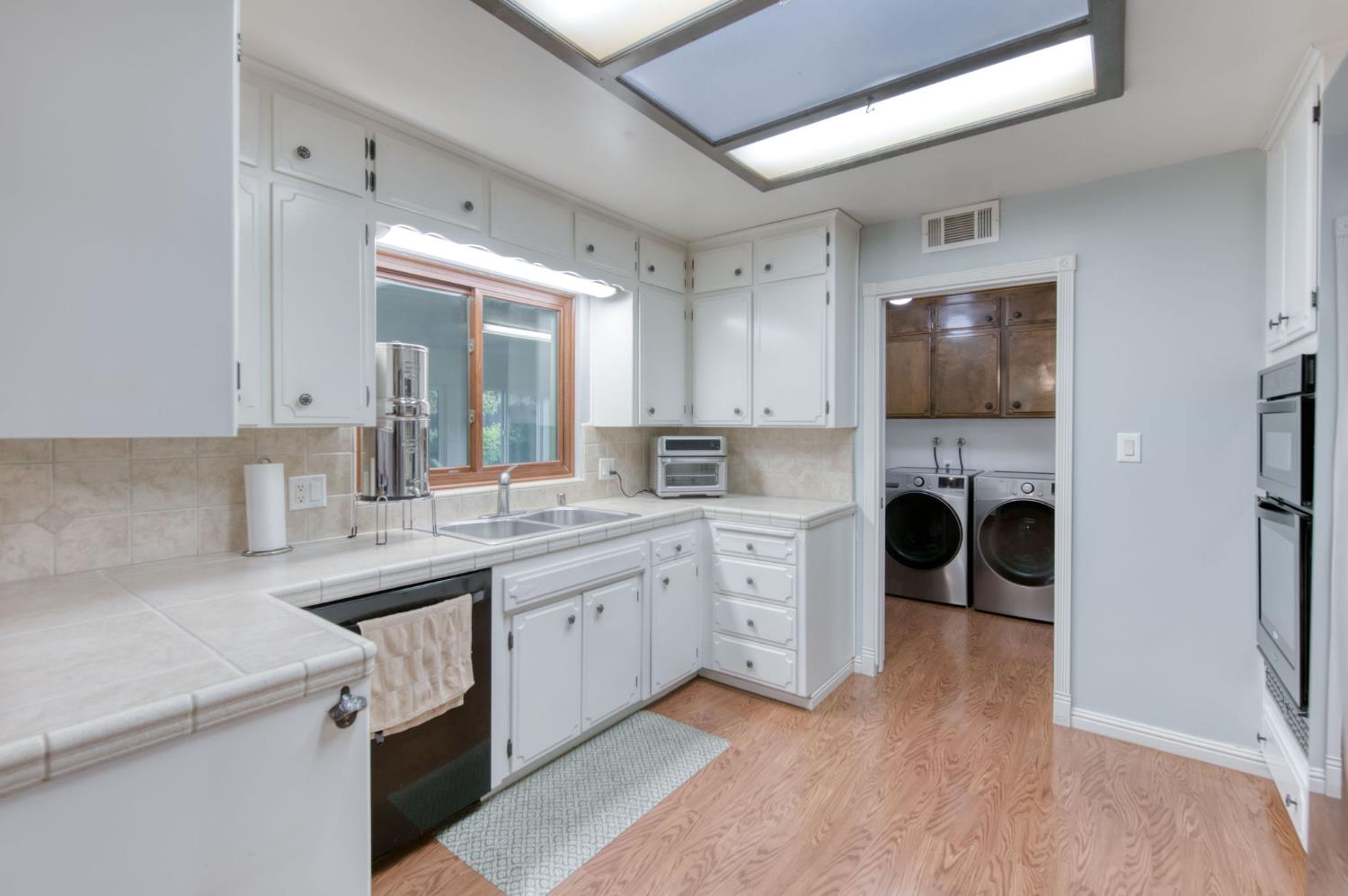 6736 N Thorne Ave, Fresno, CA 93711