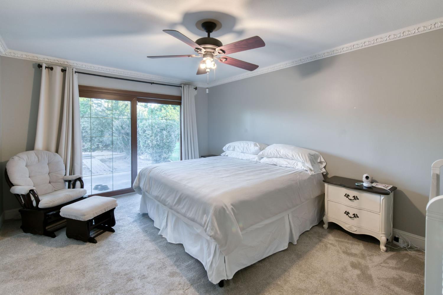 6736 N Thorne Ave, Fresno, CA 93711