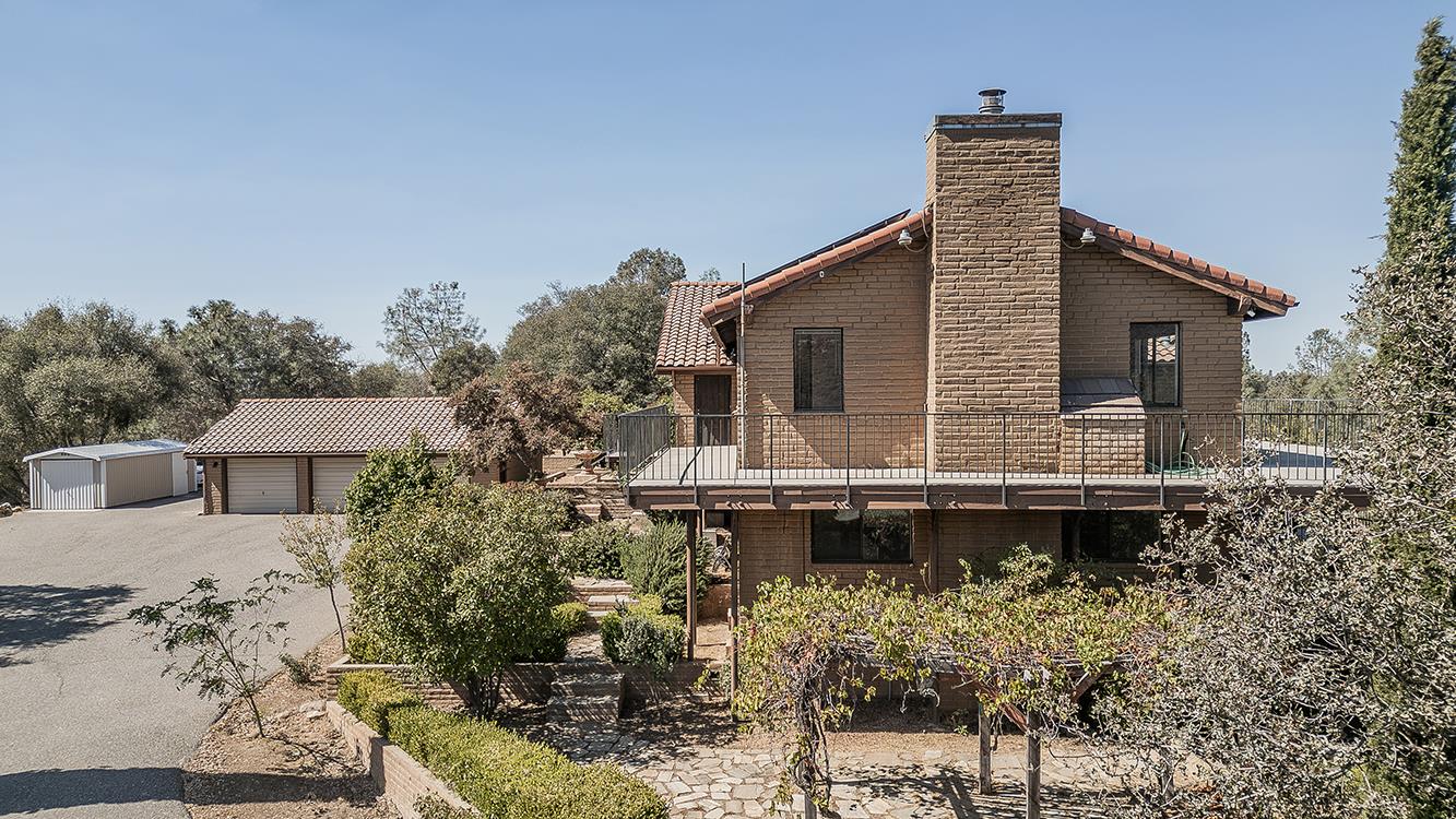35085 Auberry (Comstock) Rd, Auberry, CA 93602