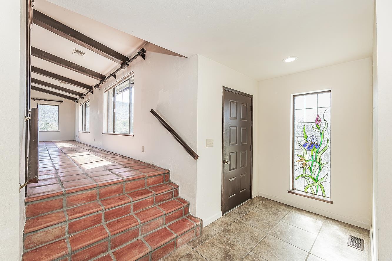 35085 Auberry (Comstock) Rd, Auberry, CA 93602