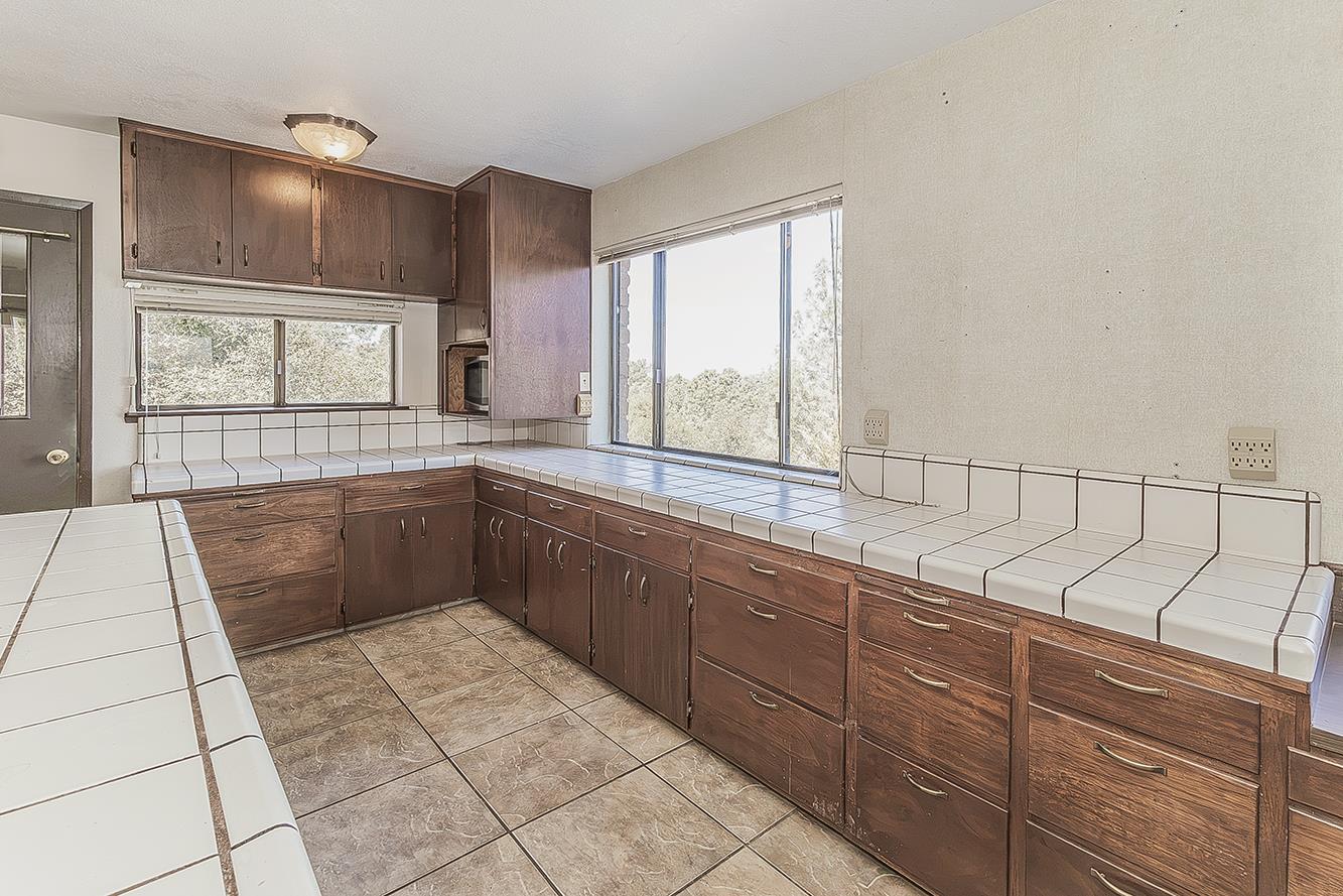 35085 Auberry (Comstock) Rd, Auberry, CA 93602