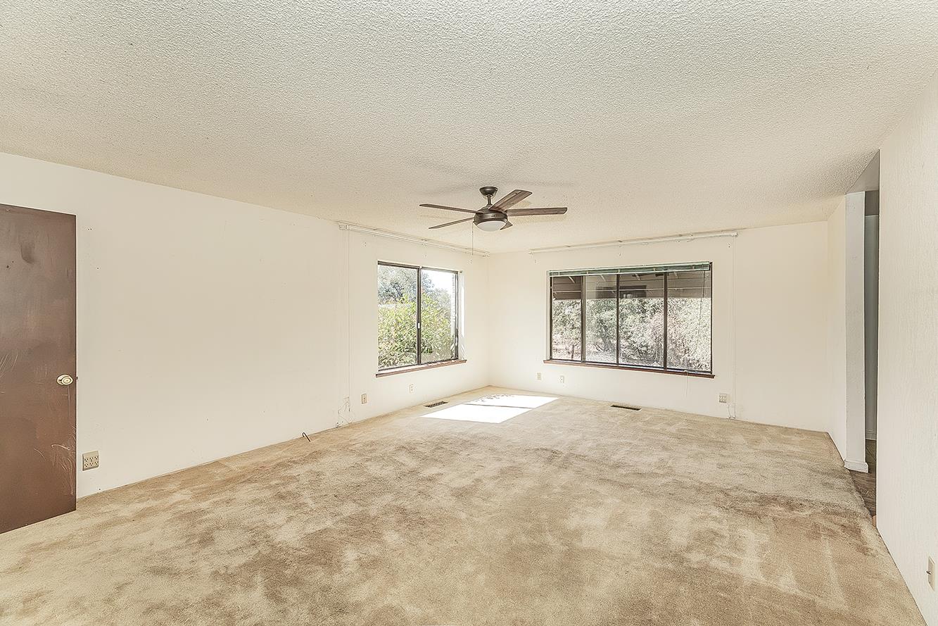 35085 Auberry (Comstock) Rd, Auberry, CA 93602