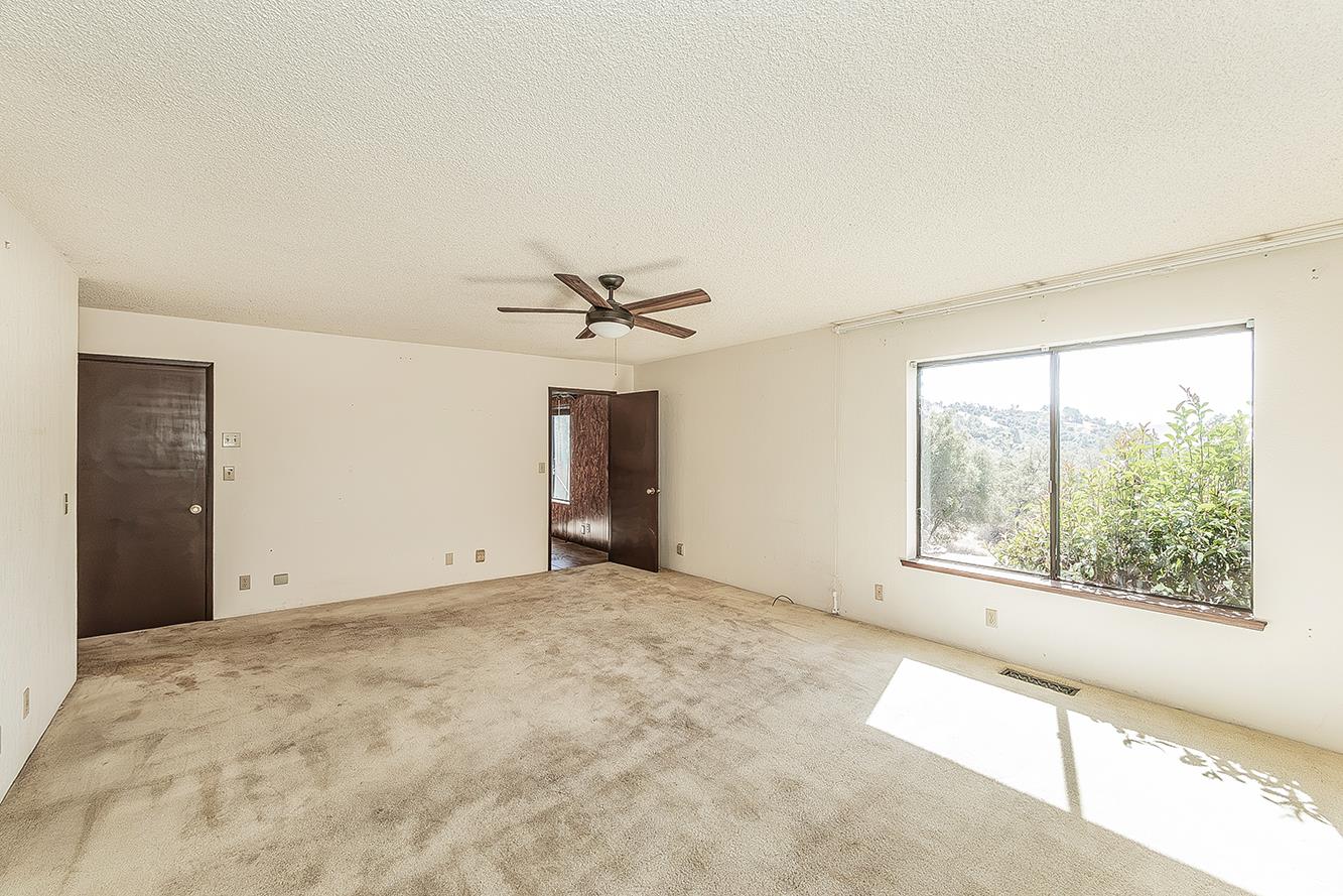35085 Auberry (Comstock) Rd, Auberry, CA 93602