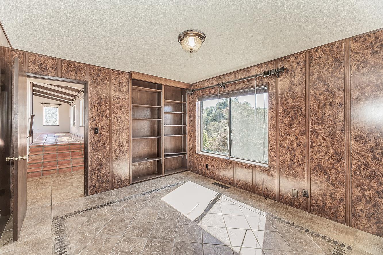 35085 Auberry (Comstock) Rd, Auberry, CA 93602