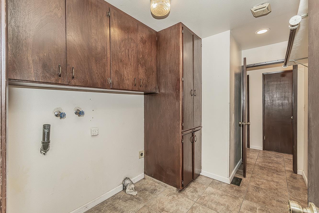 35085 Auberry (Comstock) Rd, Auberry, CA 93602