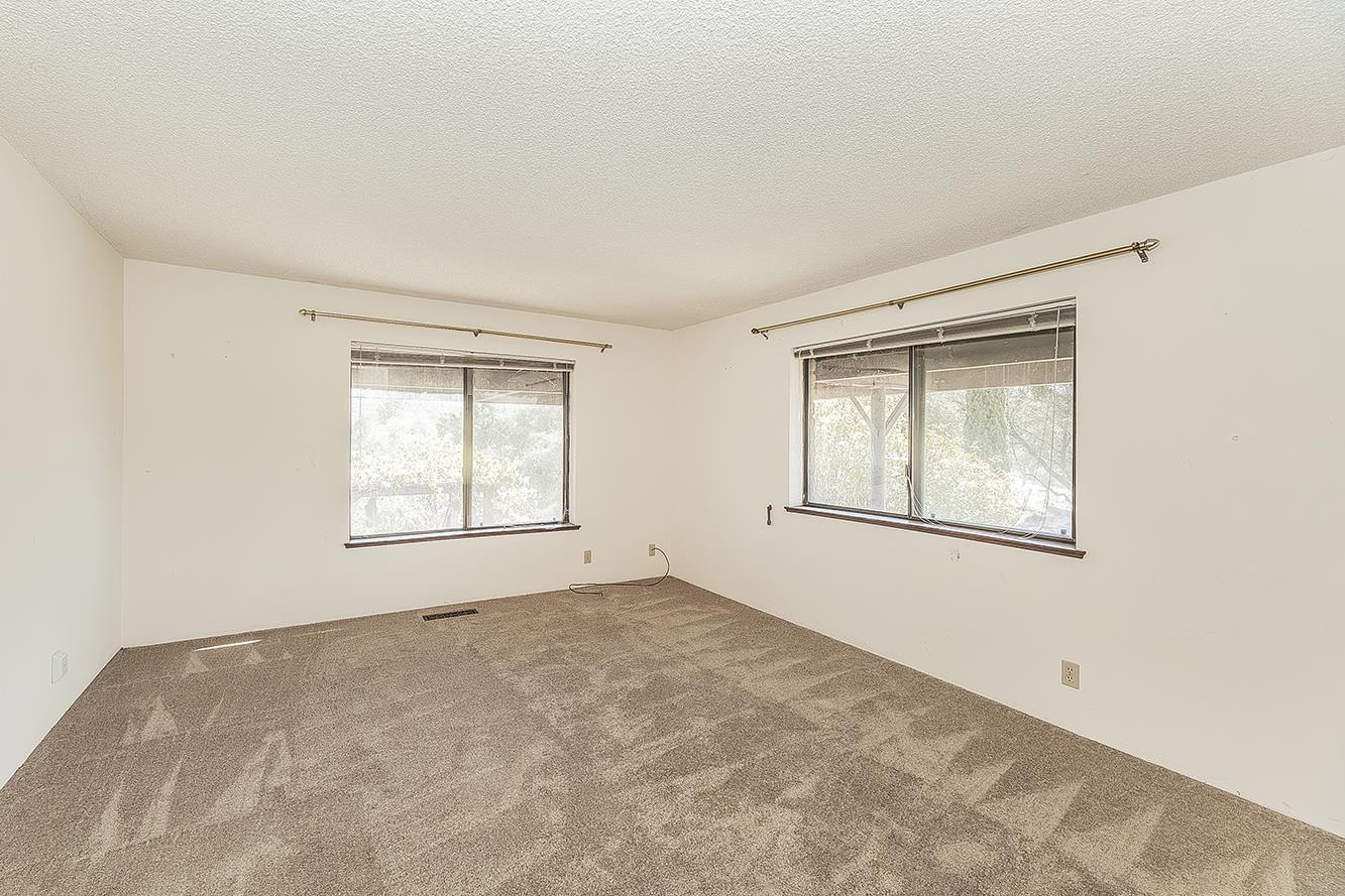 35085 Auberry (Comstock) Rd, Auberry, CA 93602