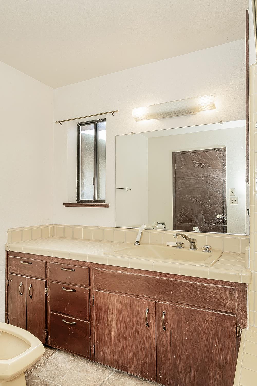 35085 Auberry (Comstock) Rd, Auberry, CA 93602