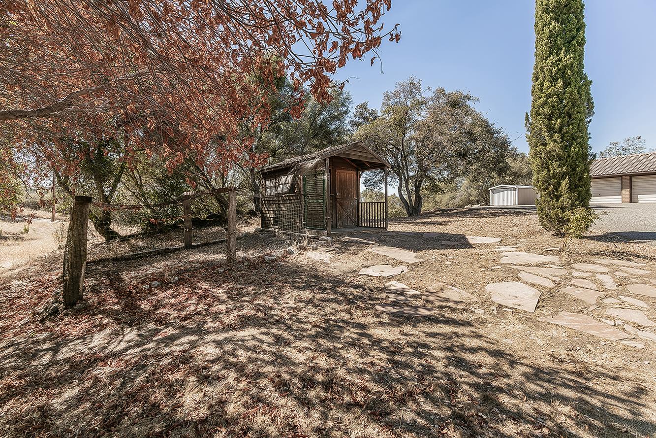 35085 Auberry (Comstock) Rd, Auberry, CA 93602
