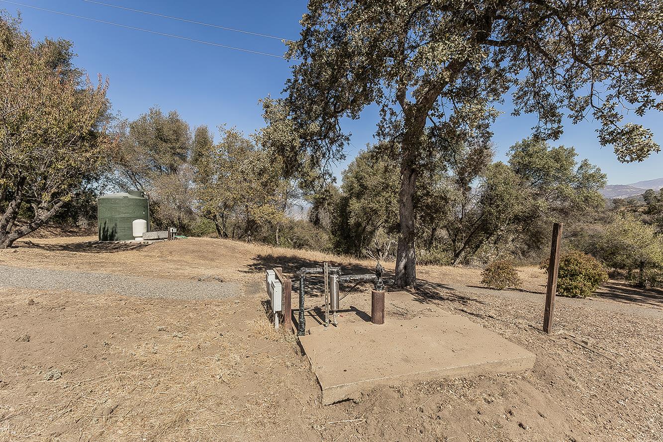 35085 Auberry (Comstock) Rd, Auberry, CA 93602