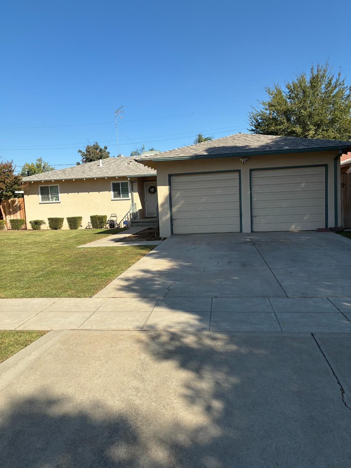 3845 E Andrews, Fresno, CA 93726