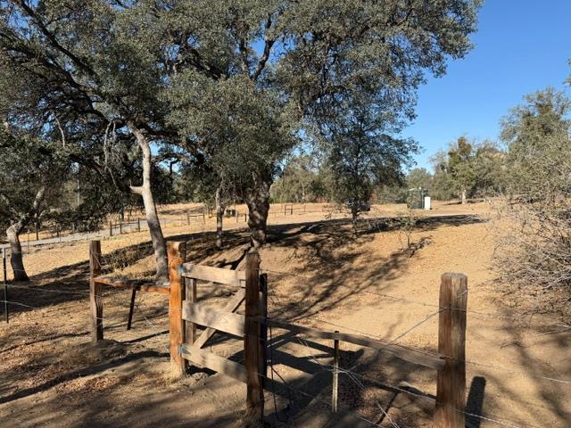 30852 Auberry Rd, Auberry, CA 93602