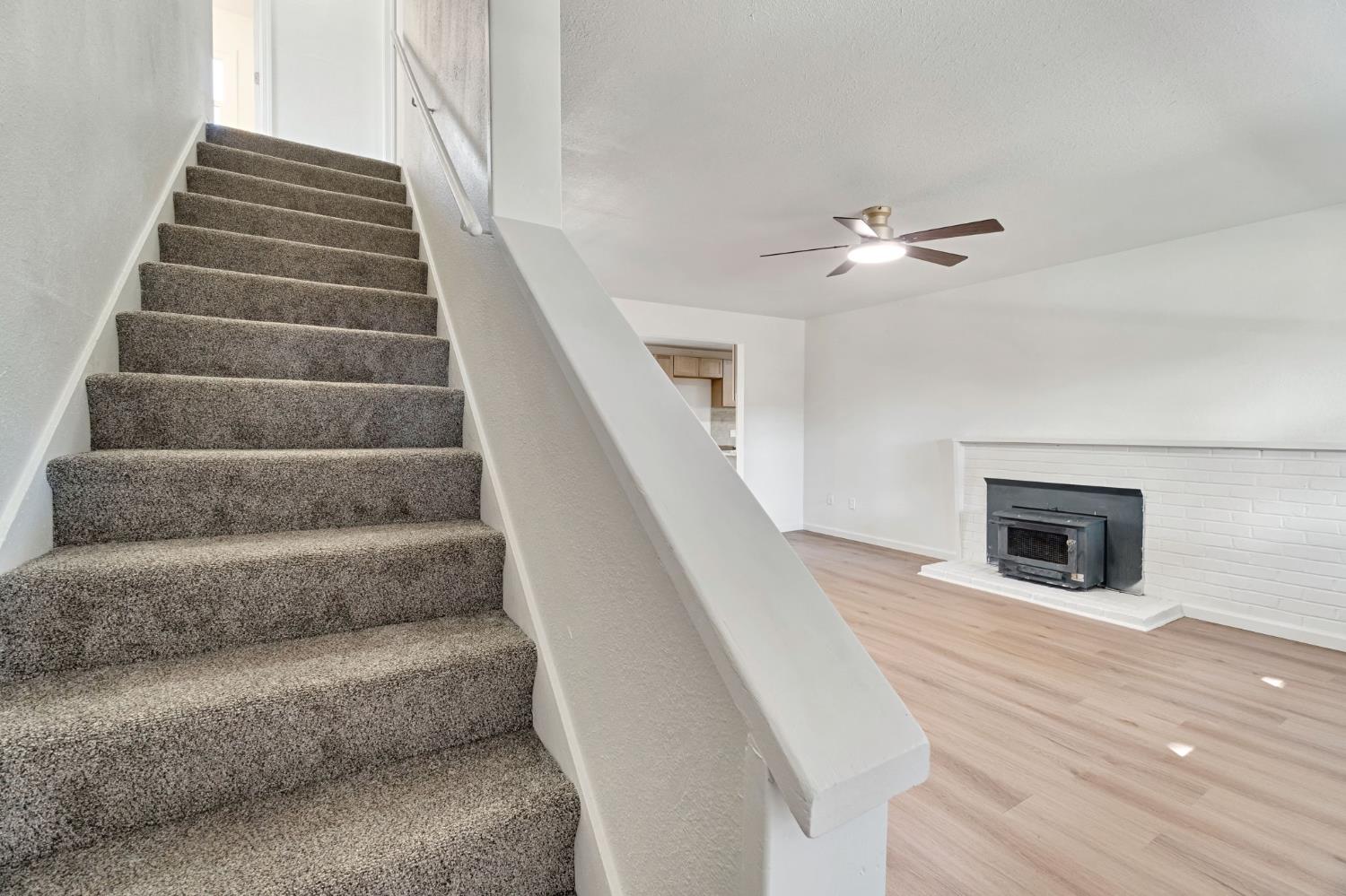 4835 N Diana St, Fresno, CA 93726