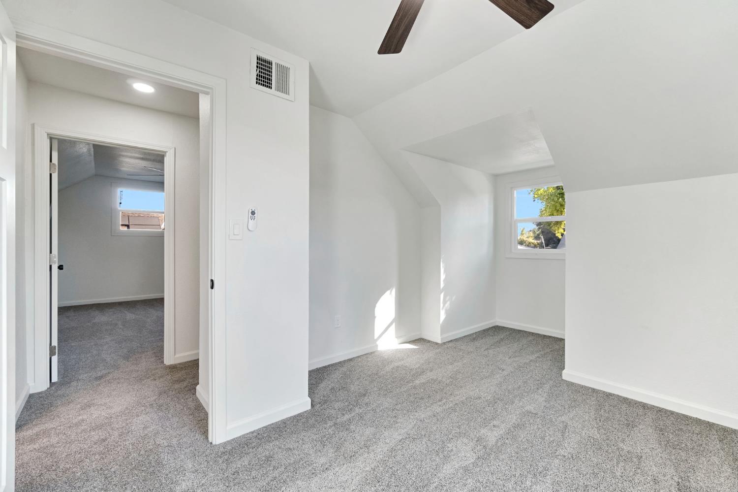 4835 N Diana St, Fresno, CA 93726