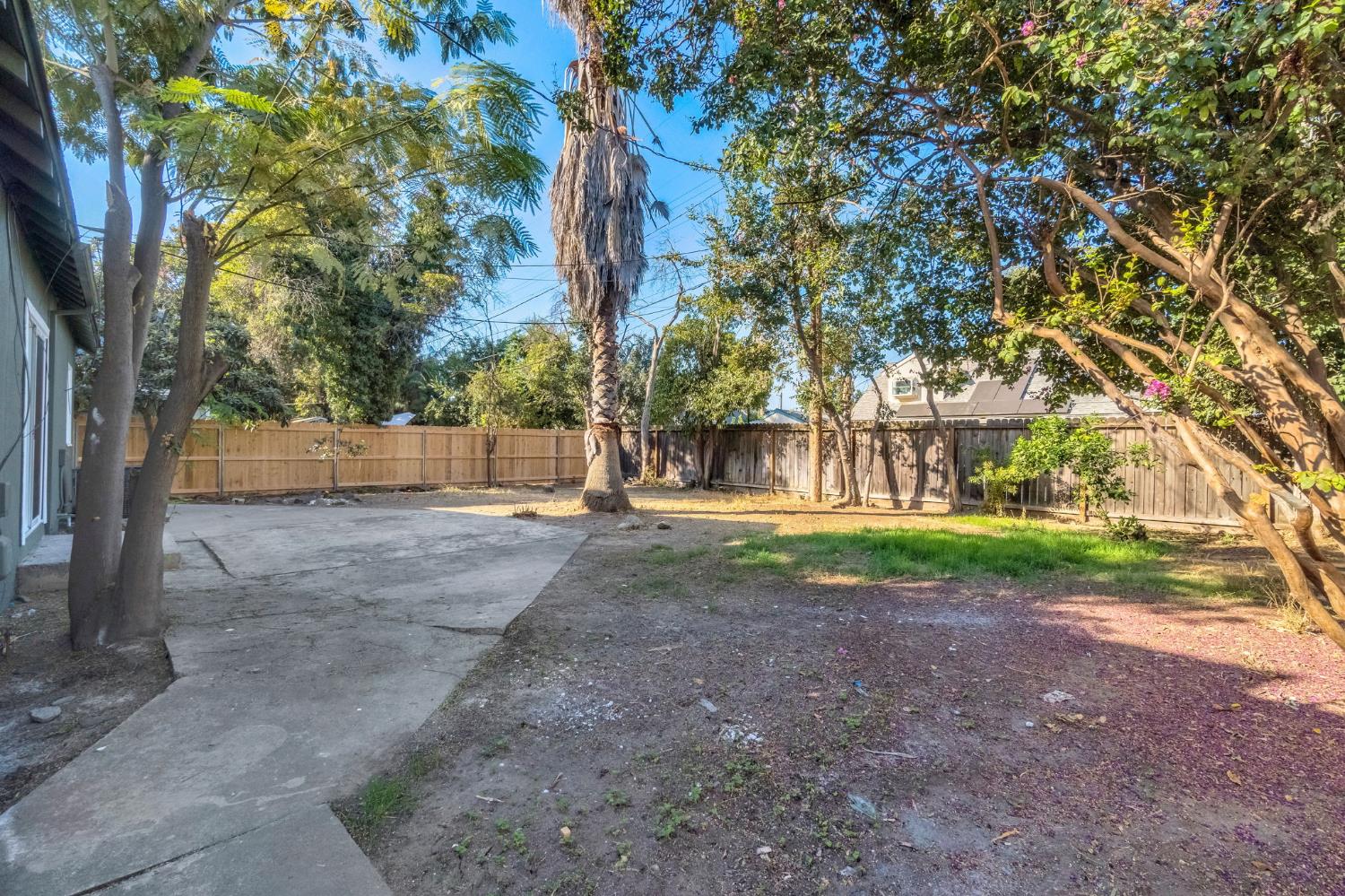 4835 N Diana St, Fresno, CA 93726
