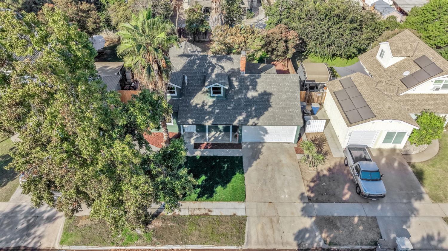 4835 N Diana St, Fresno, CA 93726