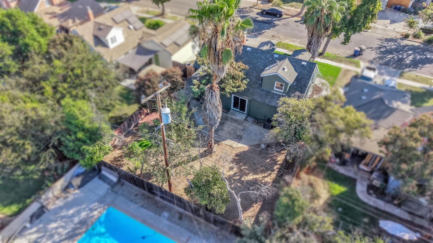 4835 N Diana St, Fresno, CA 93726
