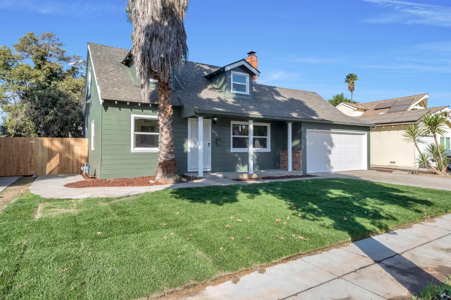 4835 N Diana St, Fresno, CA 93726