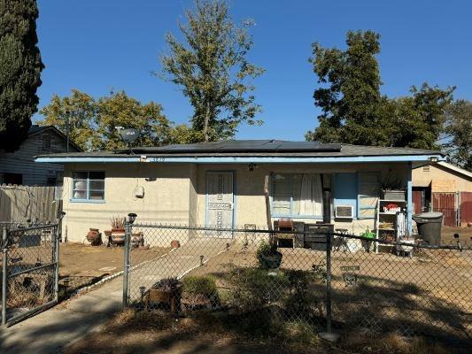 3819 E Belgravia Ave, Fresno, CA 93725
