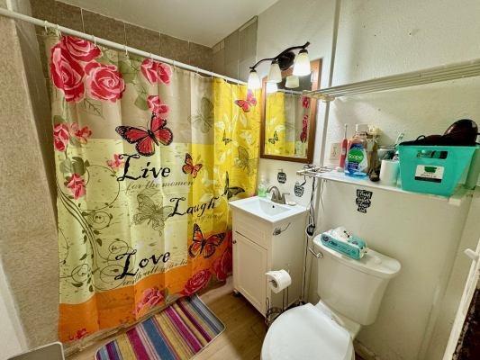 3819 E Belgravia Ave, Fresno, CA 93725