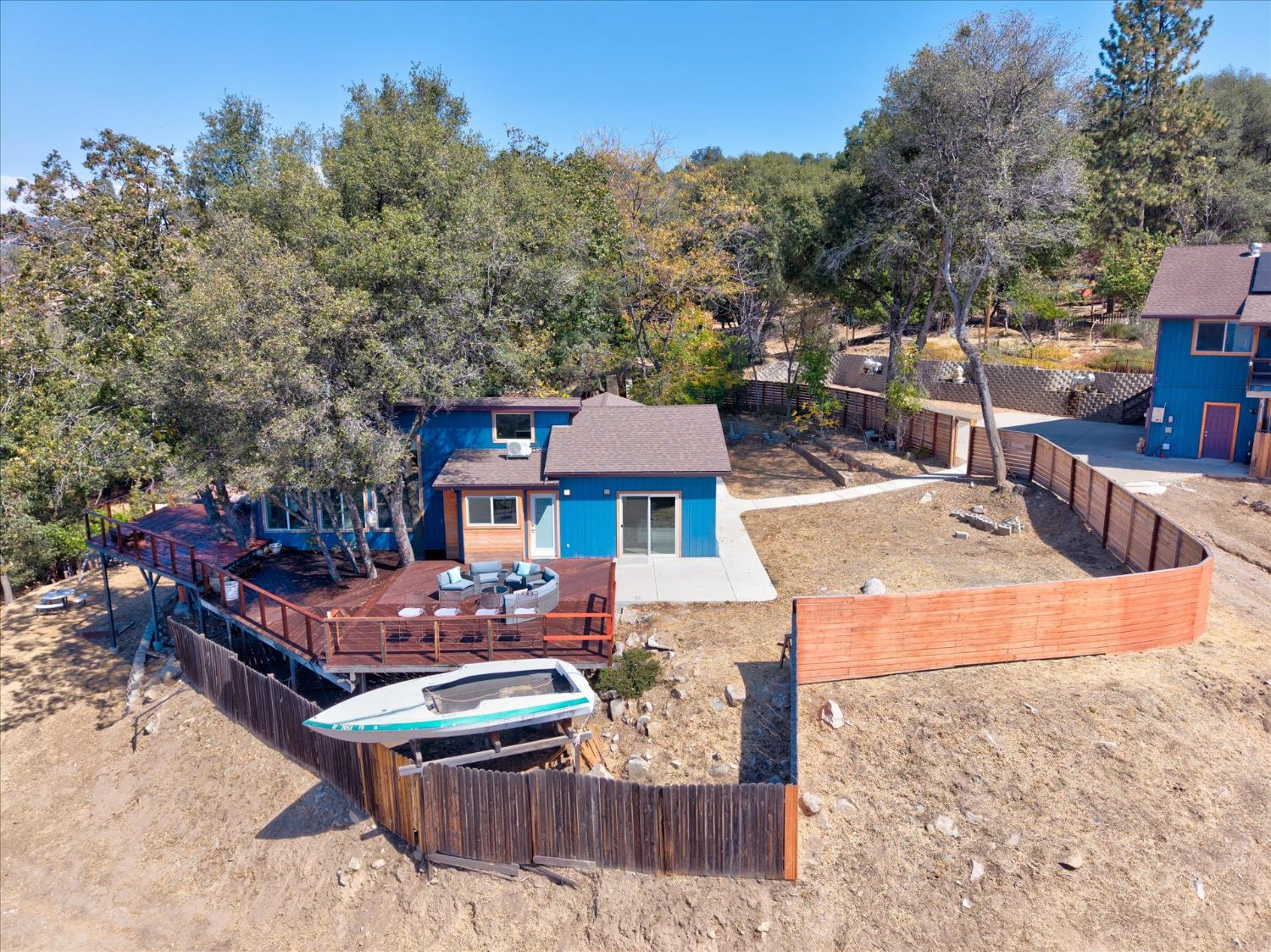51571 Coyote Ridge Rd, Oakhurst, CA 93644