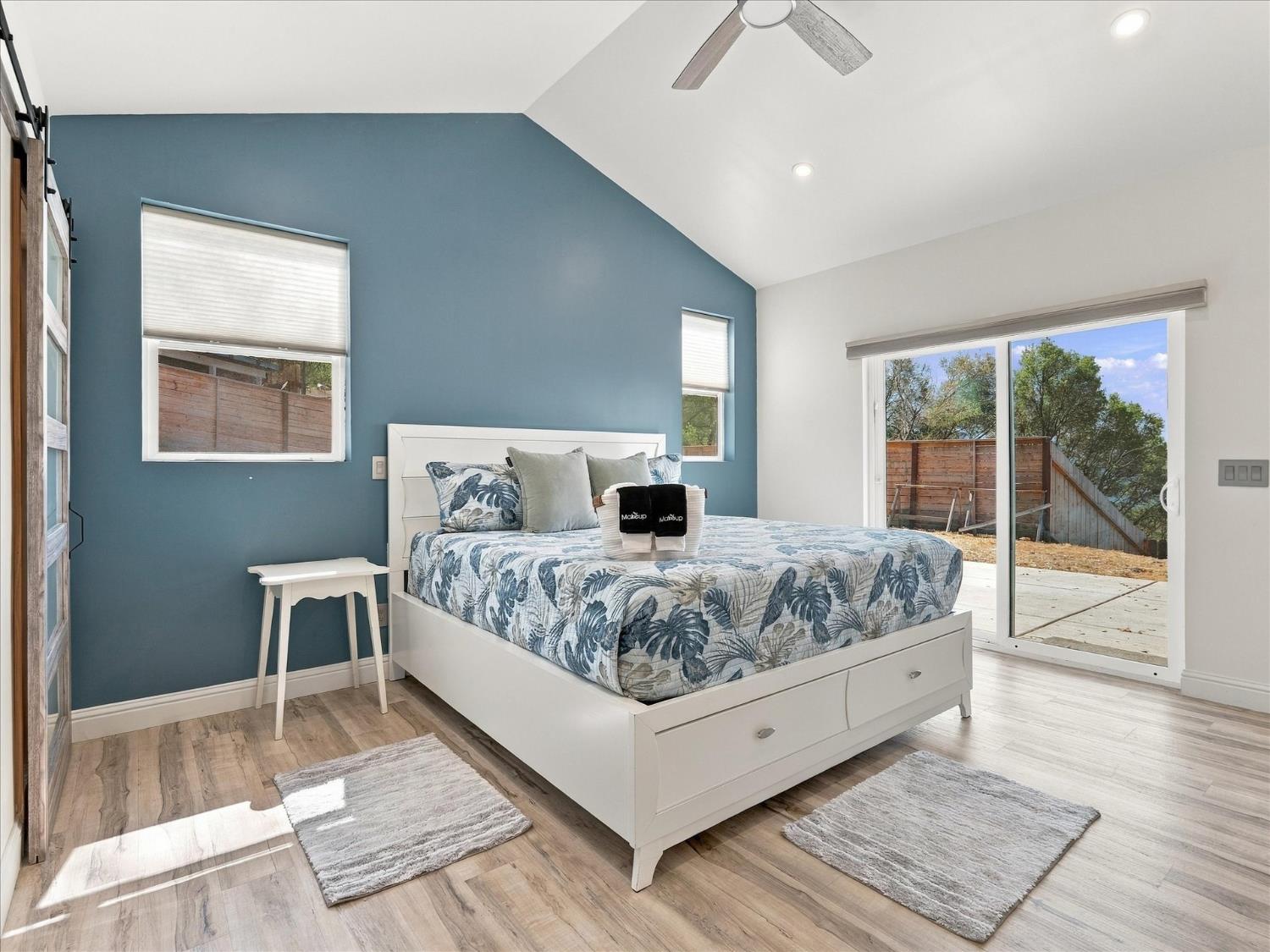 51571 Coyote Ridge Rd, Oakhurst, CA 93644