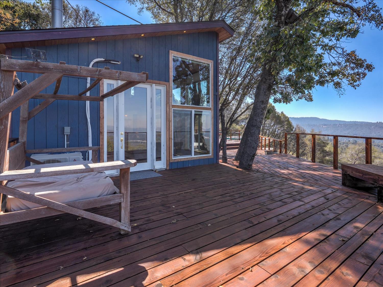 51571 Coyote Ridge Rd, Oakhurst, CA 93644