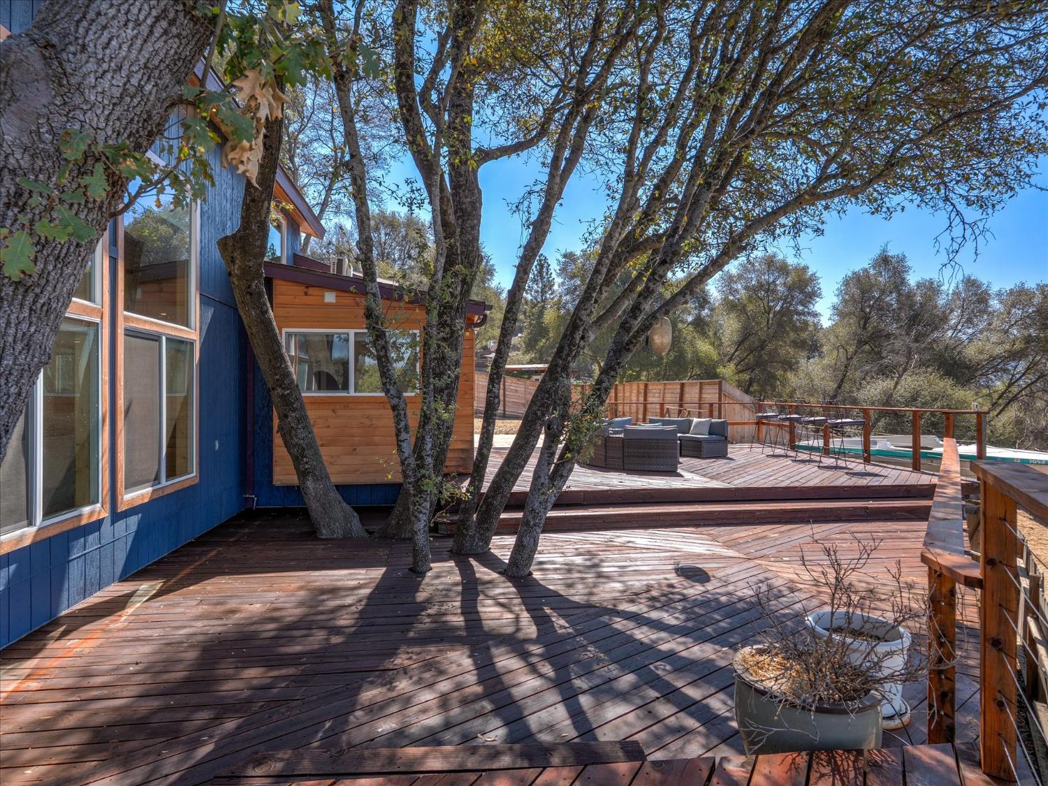 51571 Coyote Ridge Rd, Oakhurst, CA 93644