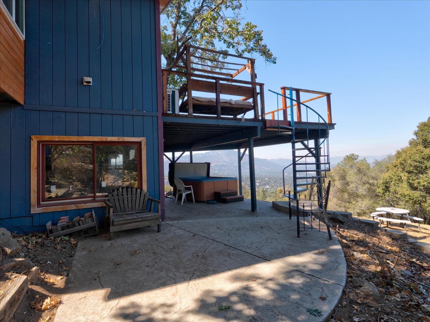 51571 Coyote Ridge Rd, Oakhurst, CA 93644