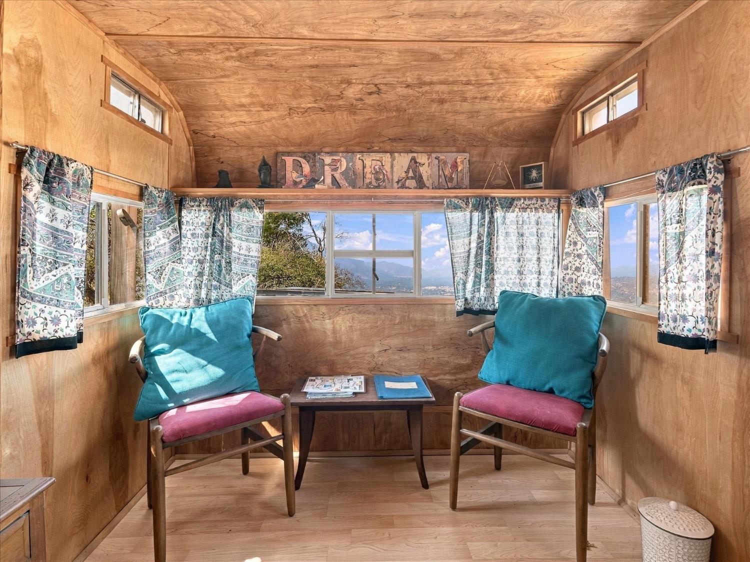 51571 Coyote Ridge Rd, Oakhurst, CA 93644