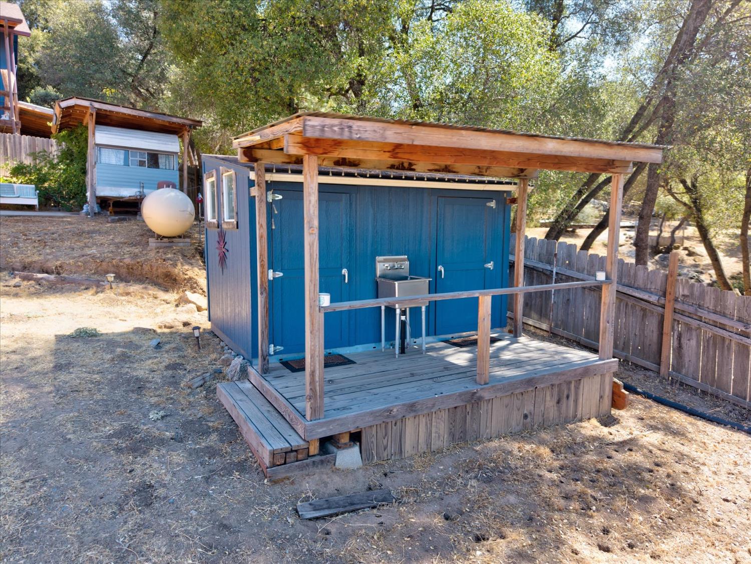 51571 Coyote Ridge Rd, Oakhurst, CA 93644