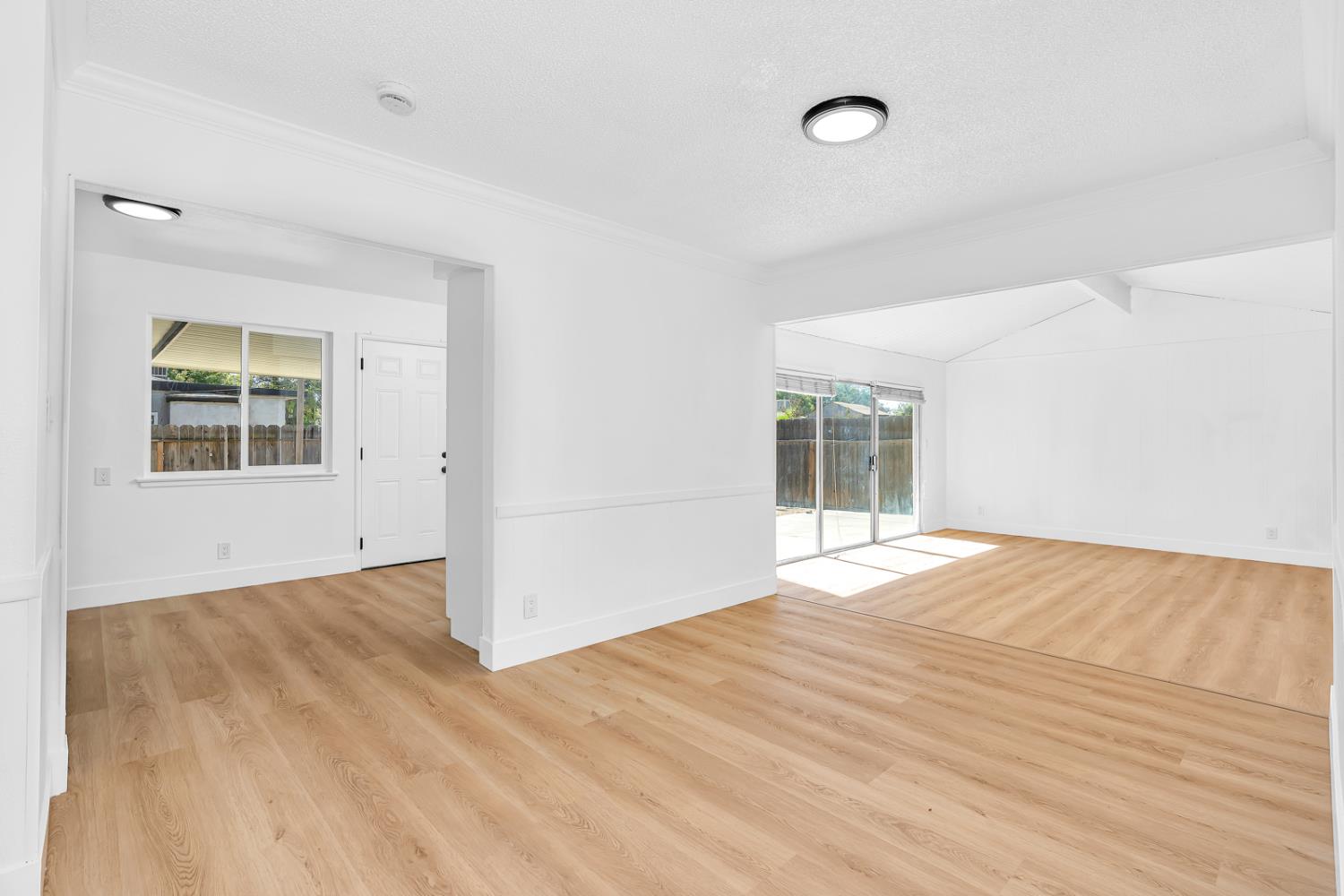 3655 N Lafayette, Fresno, CA 93705