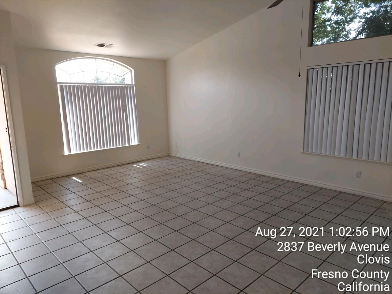 2837 Beverly Ave, Clovis, CA 93611